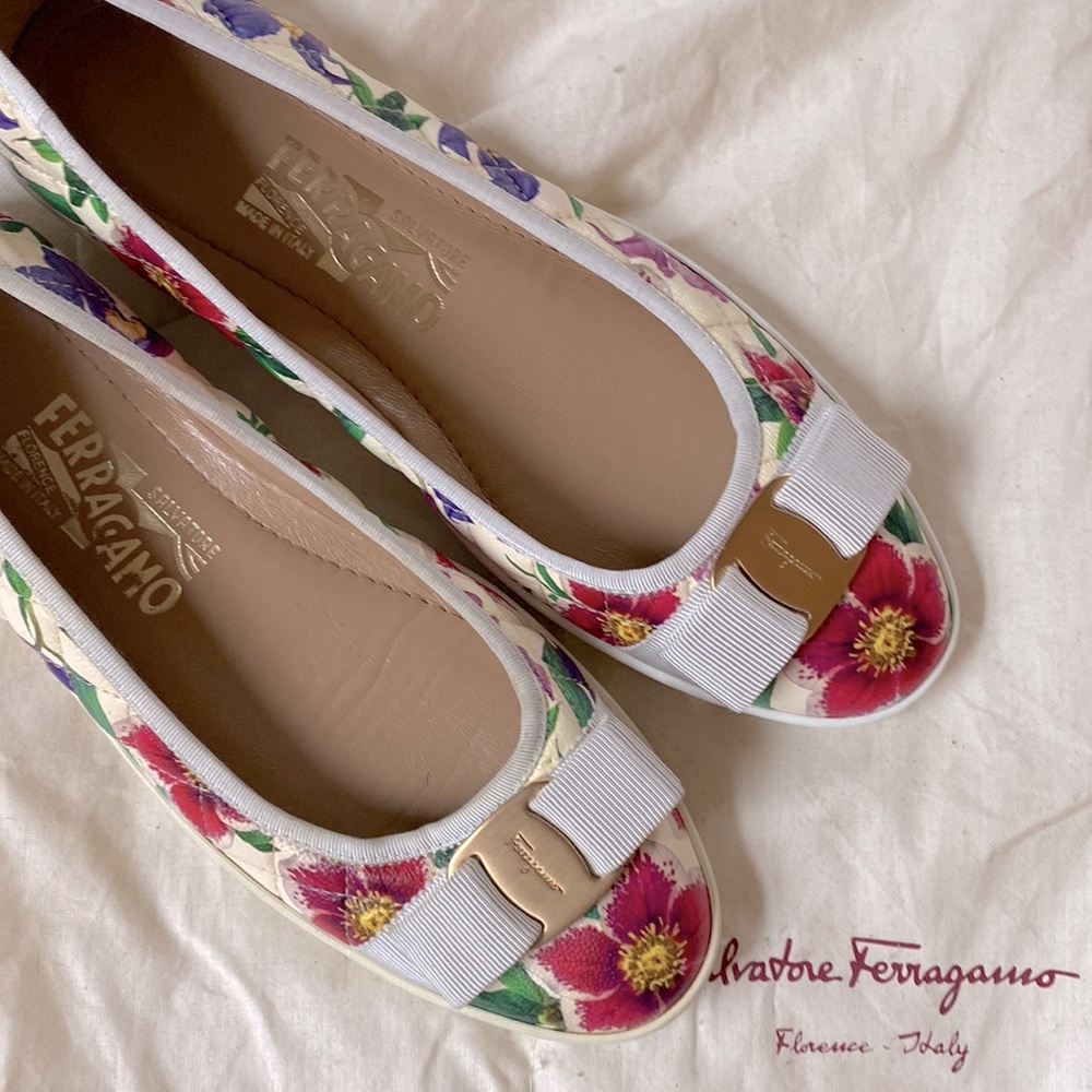 Ferragamo sneakers with floral print